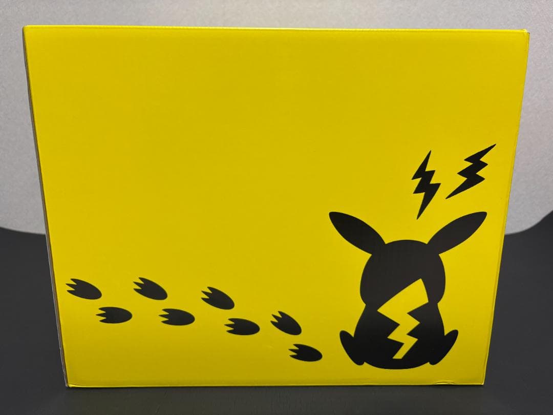 専用BOX付き おかえりピカチュウ 1/1 30周年記念 タカラトミーモール