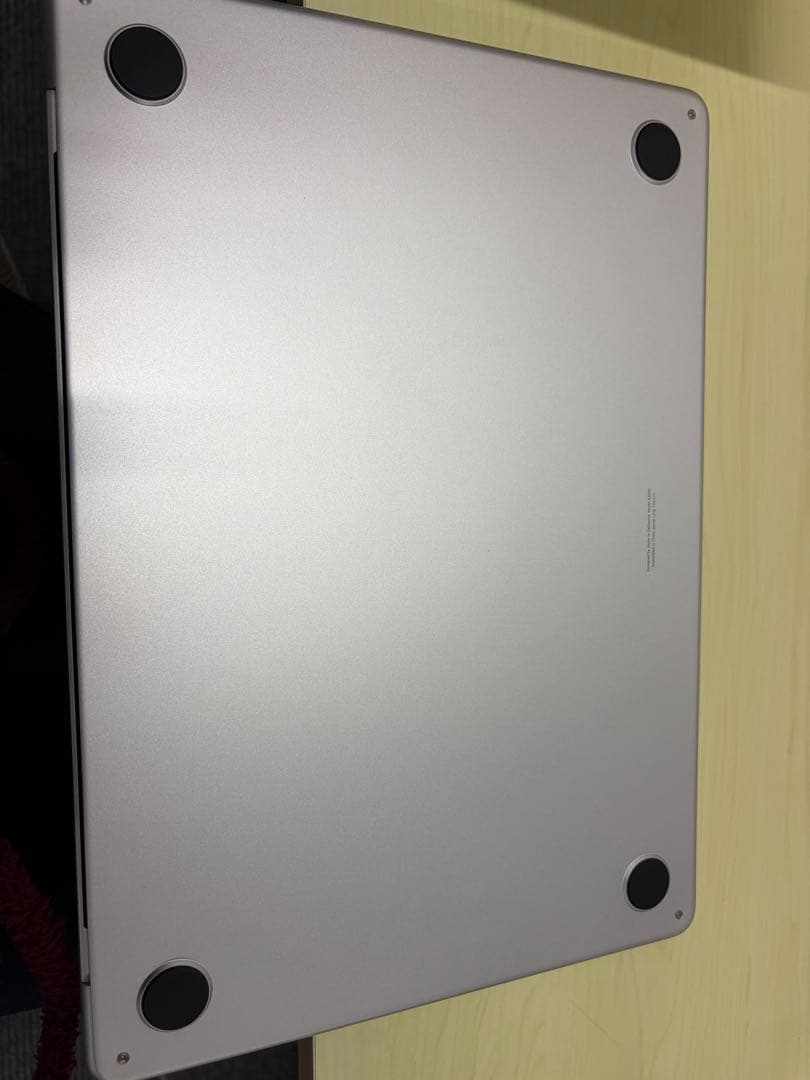 Apple MacBook Air シルバー 本体　超美品　Ｍ4 16GBメモリ