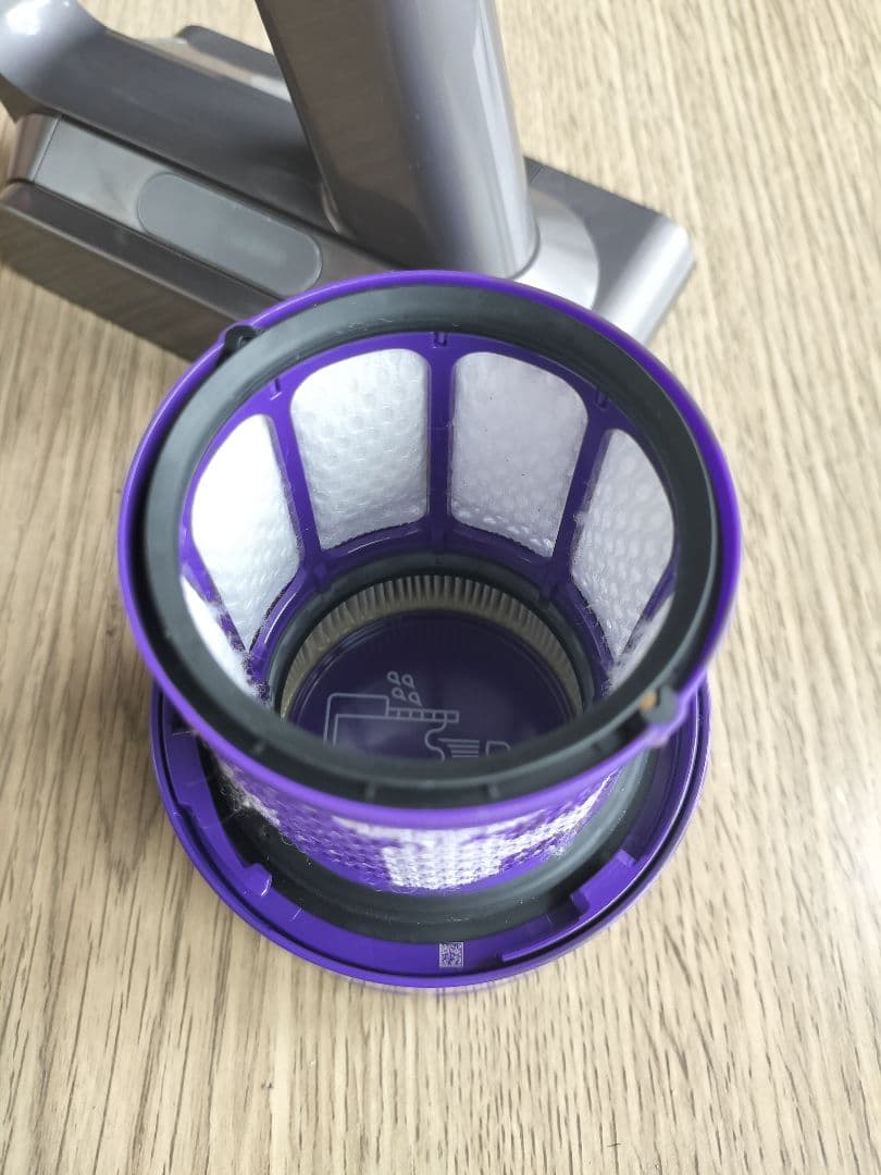 Dyson V10 SV12 ダイソン 本体のみ 純正新品バッテリーに交換済！