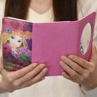 ディズニーラプンツェル汎用手帳型スマートフォンカバー：140×70×10mm以内