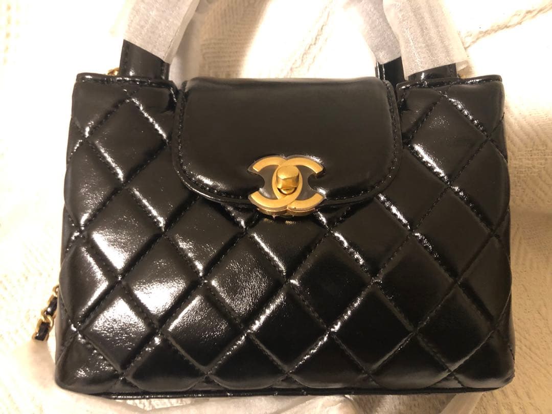 CHANEL ノベルティ キャビアスキン ショルダーバッグ ミニバッグ ブラック