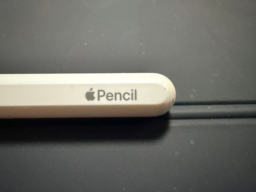 iPadPro12.9第5世代とMagickeyboardとペンシル3点セット