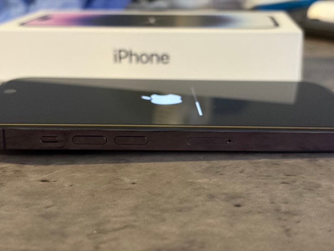 たくみ　iPhone 14 Pro ディープパープル　128GB