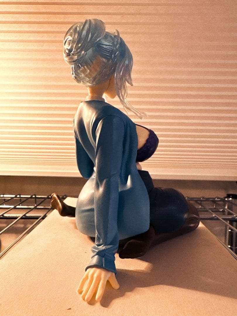 水色髪パンストセクシーフィギュア