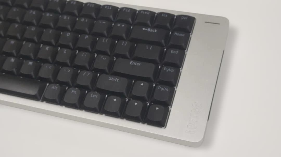 【特別限定カスタム】LOFREE FLOW2シルバー（84キー） ×静音ピンク軸