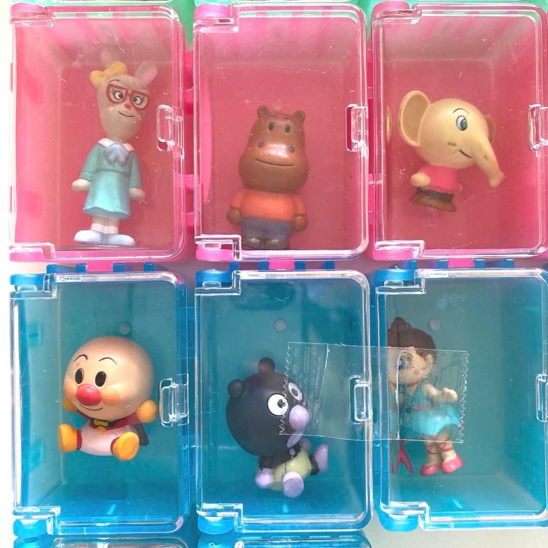 アンパンマンミュージアム コレクションフィギュア 激レアおむつアンパンマン22個