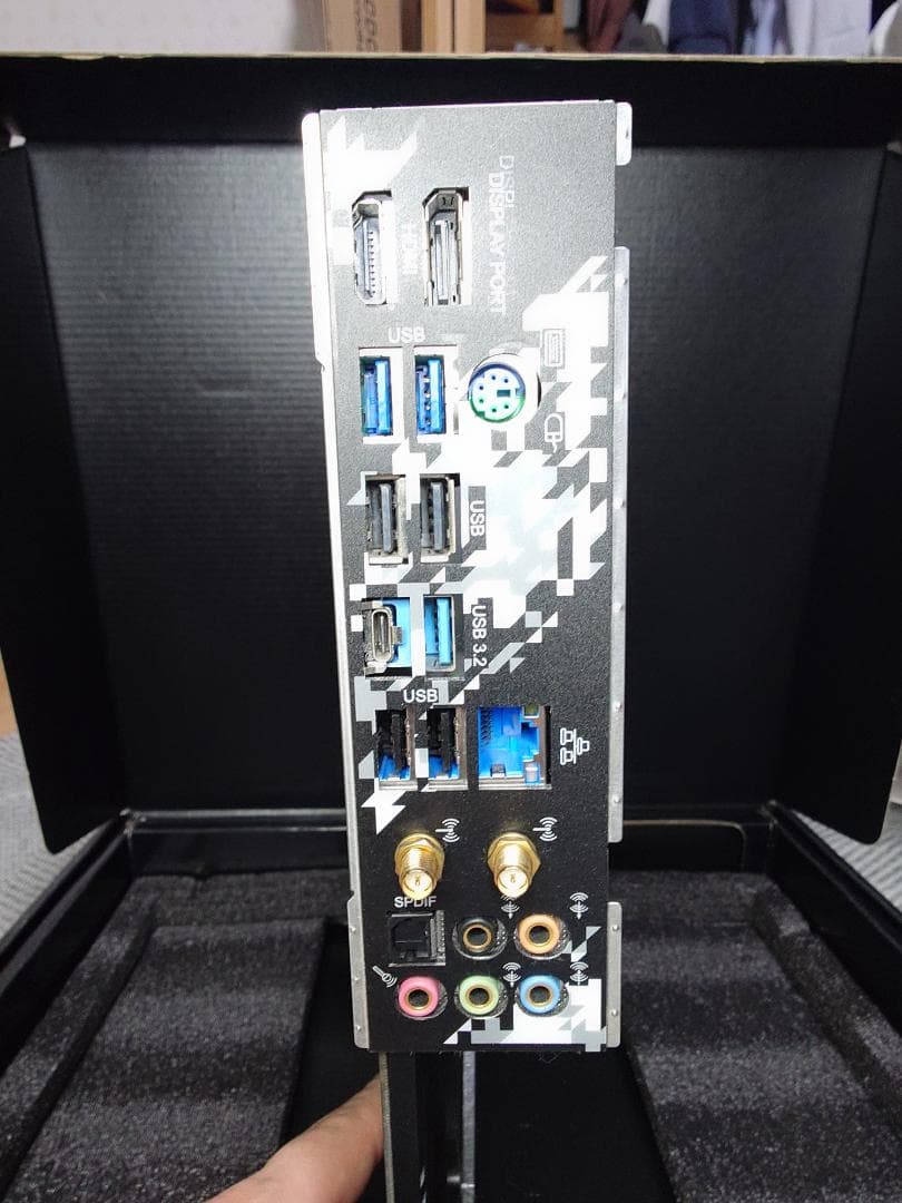 ASRock B550 Steel Legend Wifi付