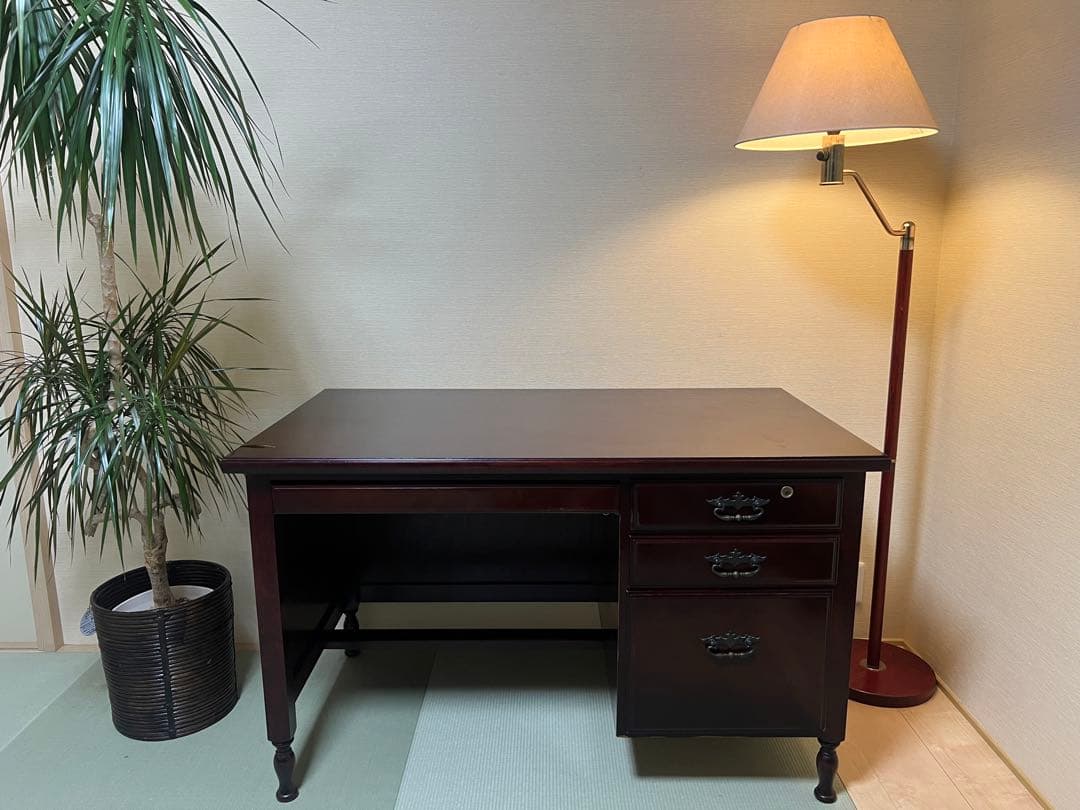 ①\"karimoku\"JPライティングデスク