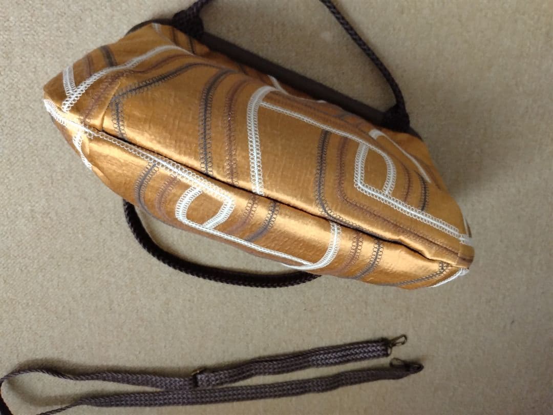 着物の帯☆ハンドメイド☆ゴールド 幾何学模様 クラッチバッグ☆送料込み