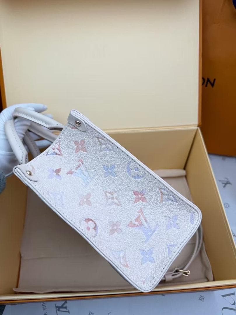 ✨ 状態良好《人気》モノグラムレザーバッグ