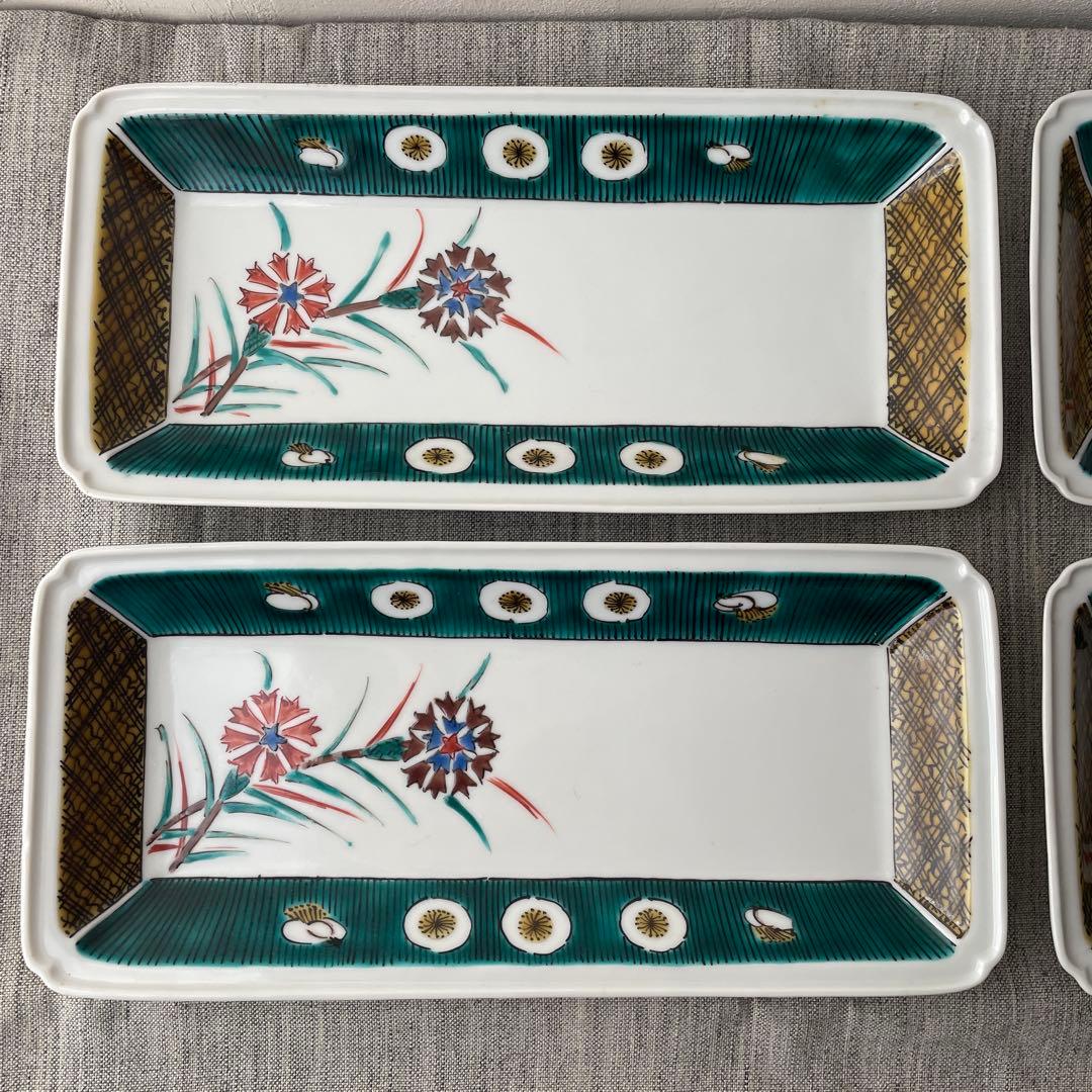 九谷焼　長方皿　長皿　スクエアプレート　ナデシコ　矢車菊　手描き　ハンドペイント