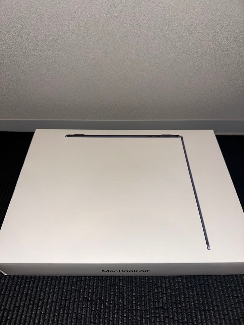 Apple M2チップ13インチMacBook Air（Apple care付）