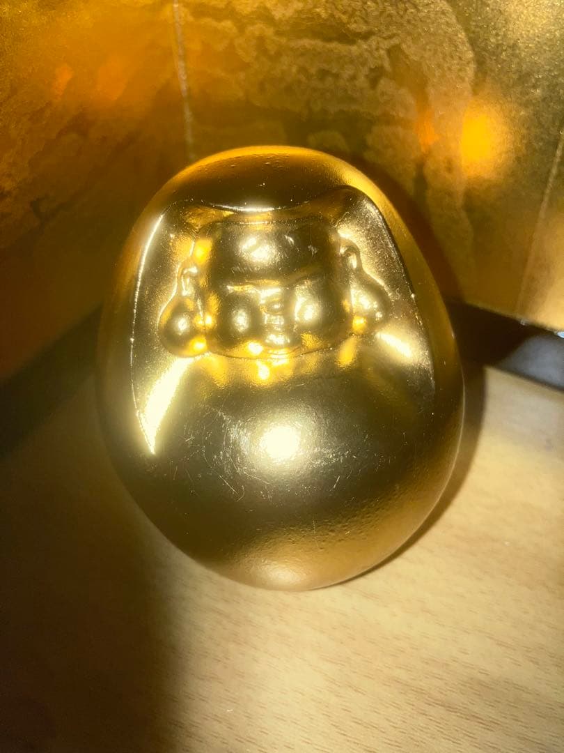 【開運】富財招く念の達磨 ダルマ 金 縁起物 置物 曰く付き　呪物