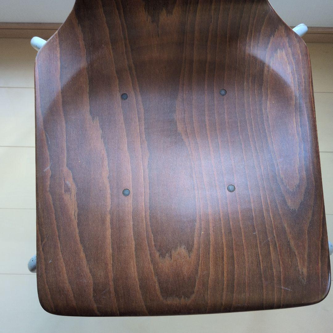 aichi pagholz パグホルツ チェア　椅子　スタッキング　②