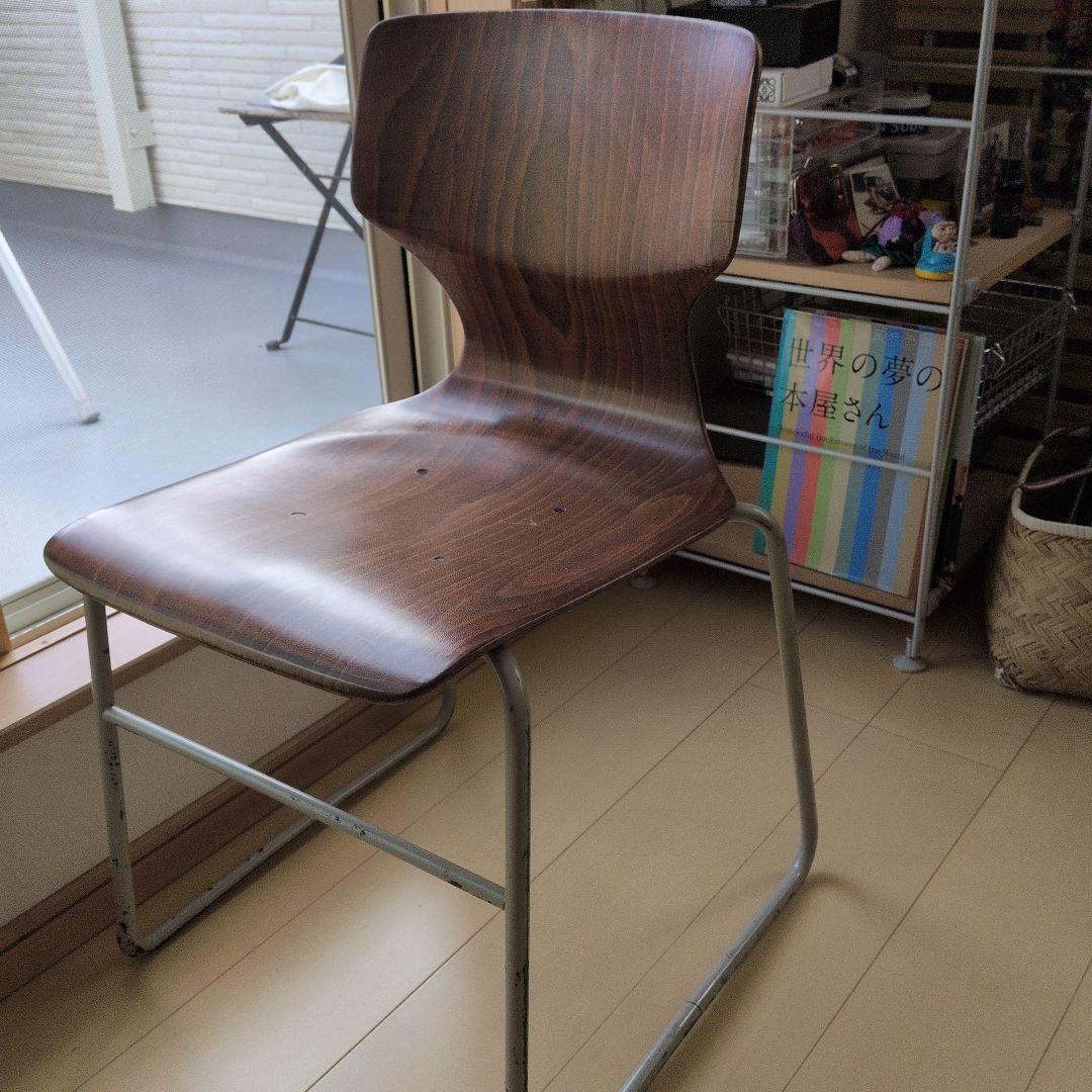 aichi pagholz パグホルツ チェア　椅子　スタッキング　②