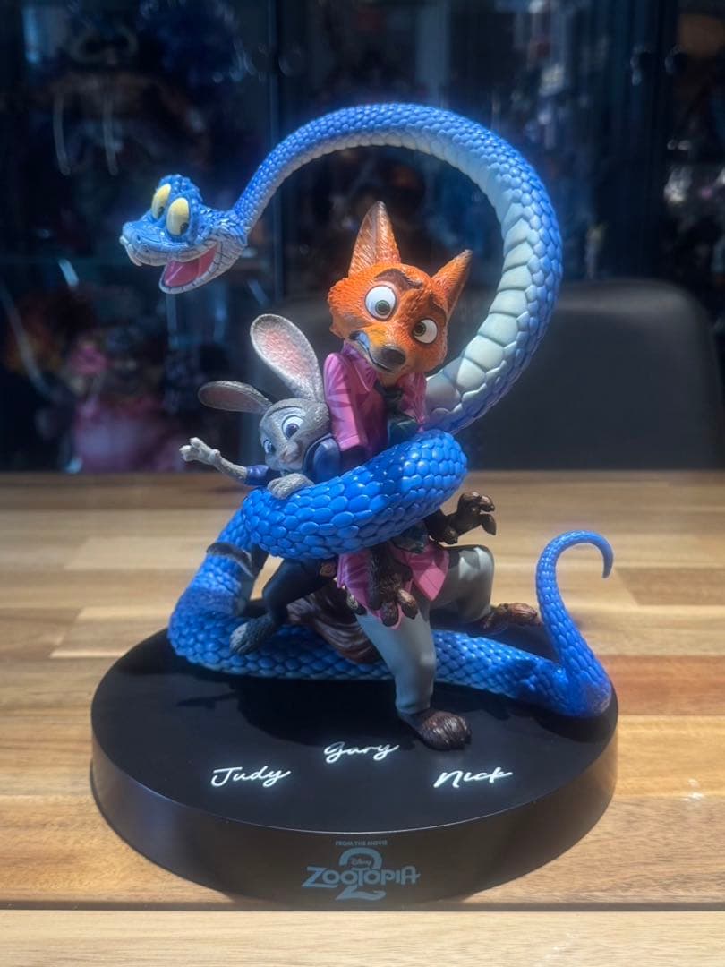 T*y様 Happyくじ ズートピア2 A賞 ポスター フィギュア