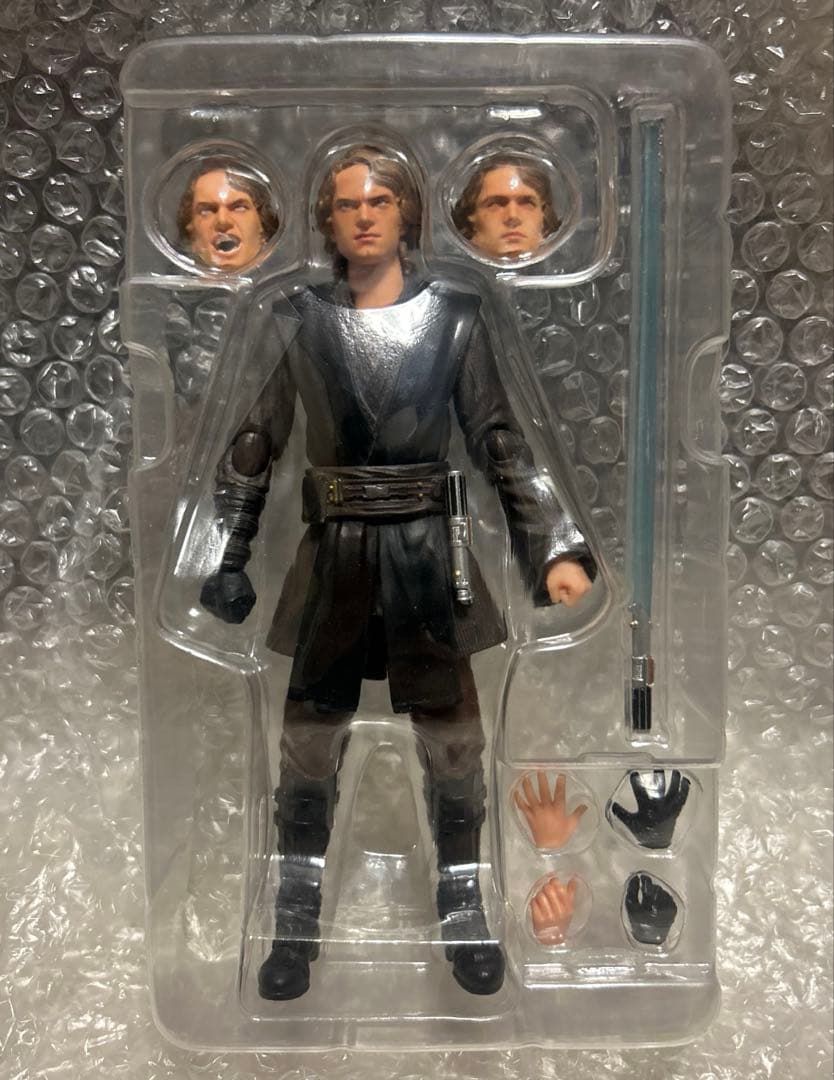 s.h.figuarts アナキン・スカイウォーカー　STAR WARS