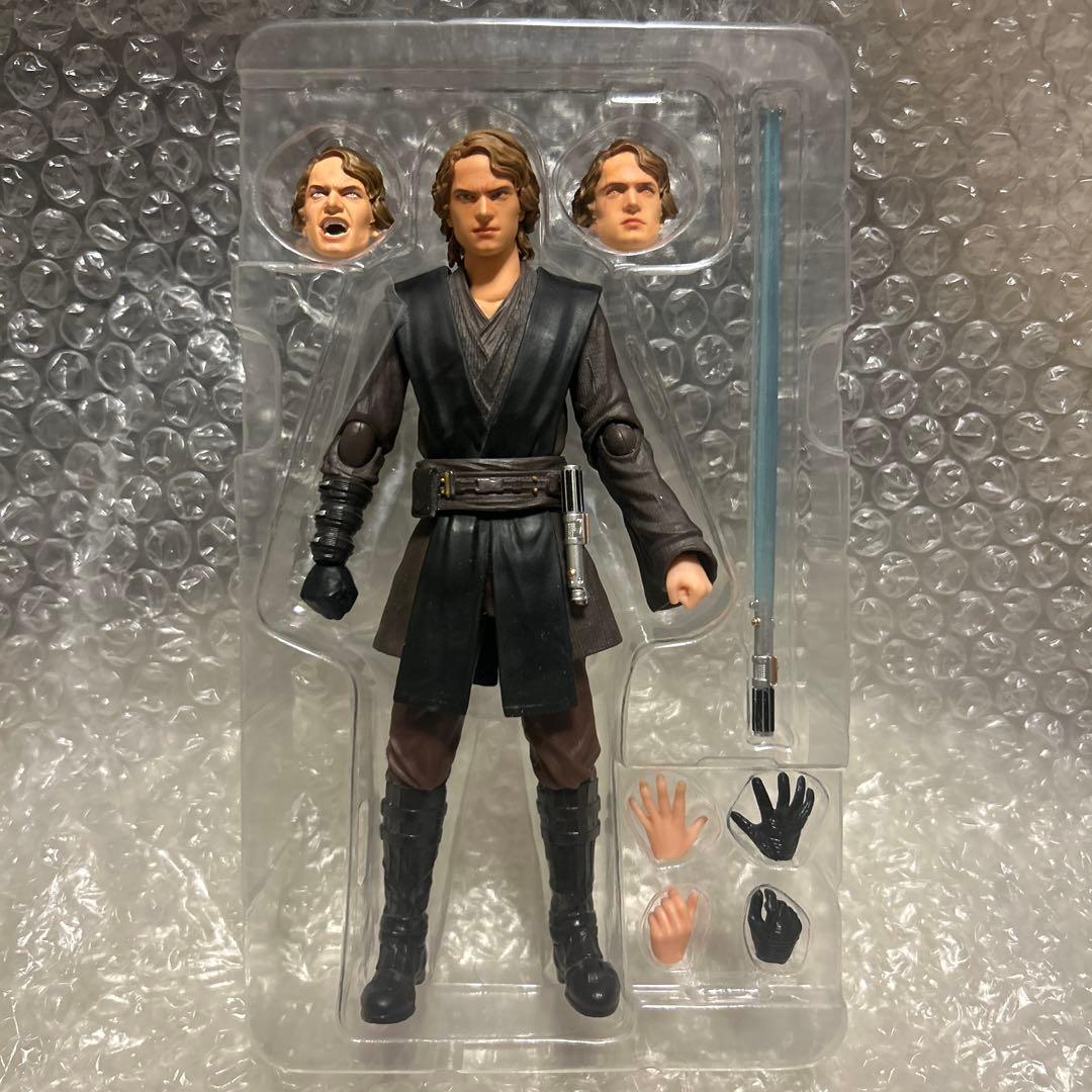 s.h.figuarts アナキン・スカイウォーカー　STAR WARS