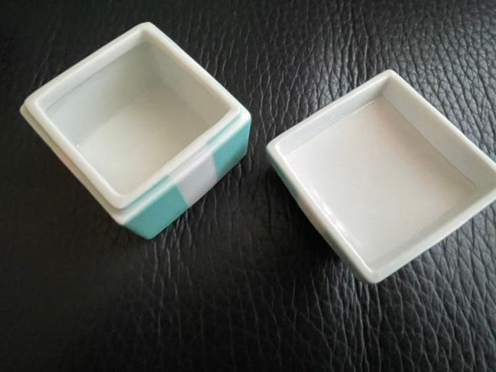 ティファニー小物入れ　箱入