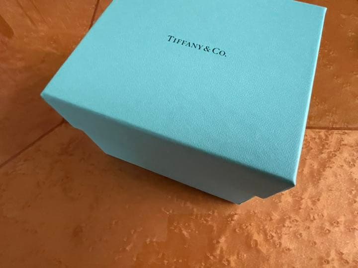 ティファニー小物入れ　箱入
