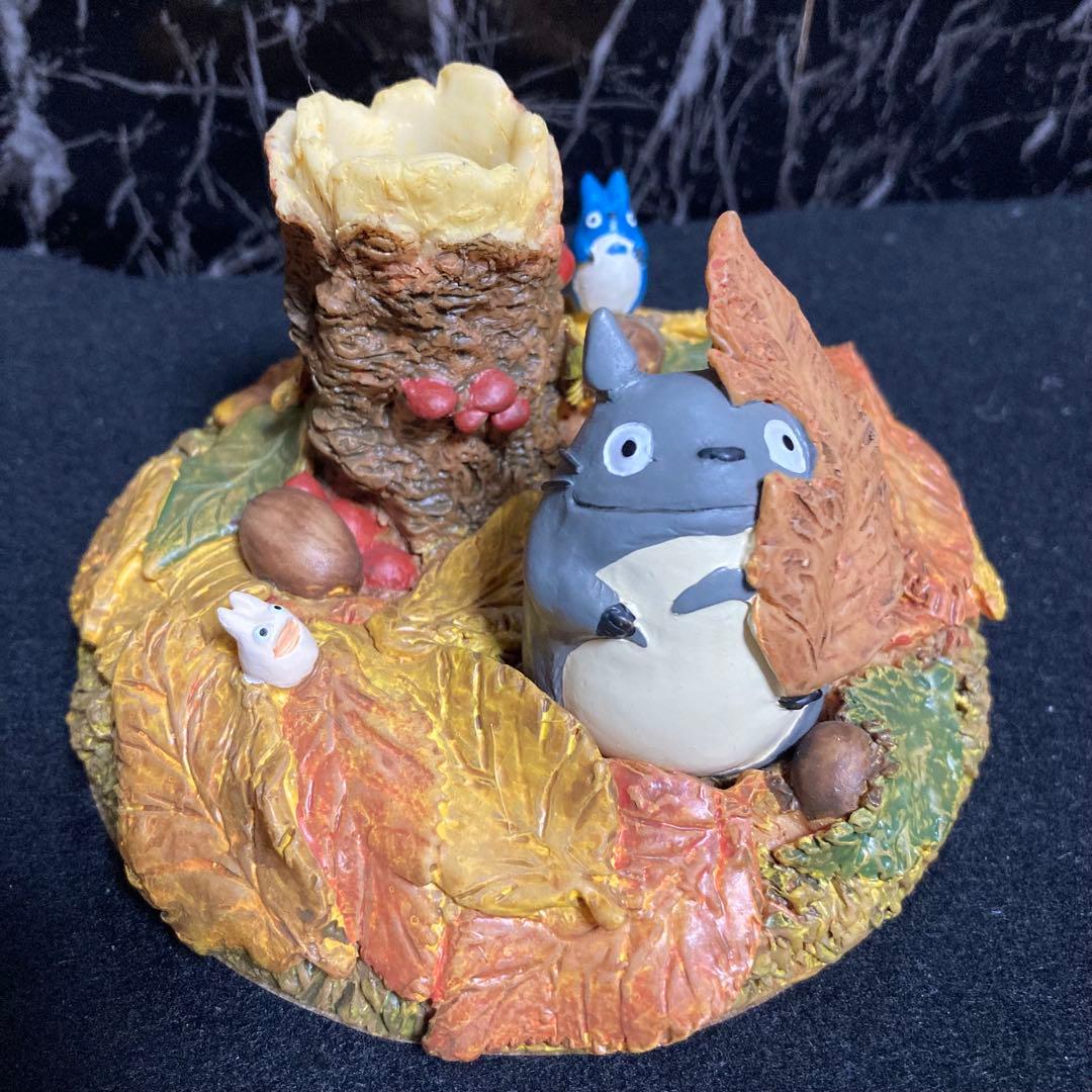 新品　となりのトトロ　トトロ達の1輪ざし　落ち葉トトロ　239-3092