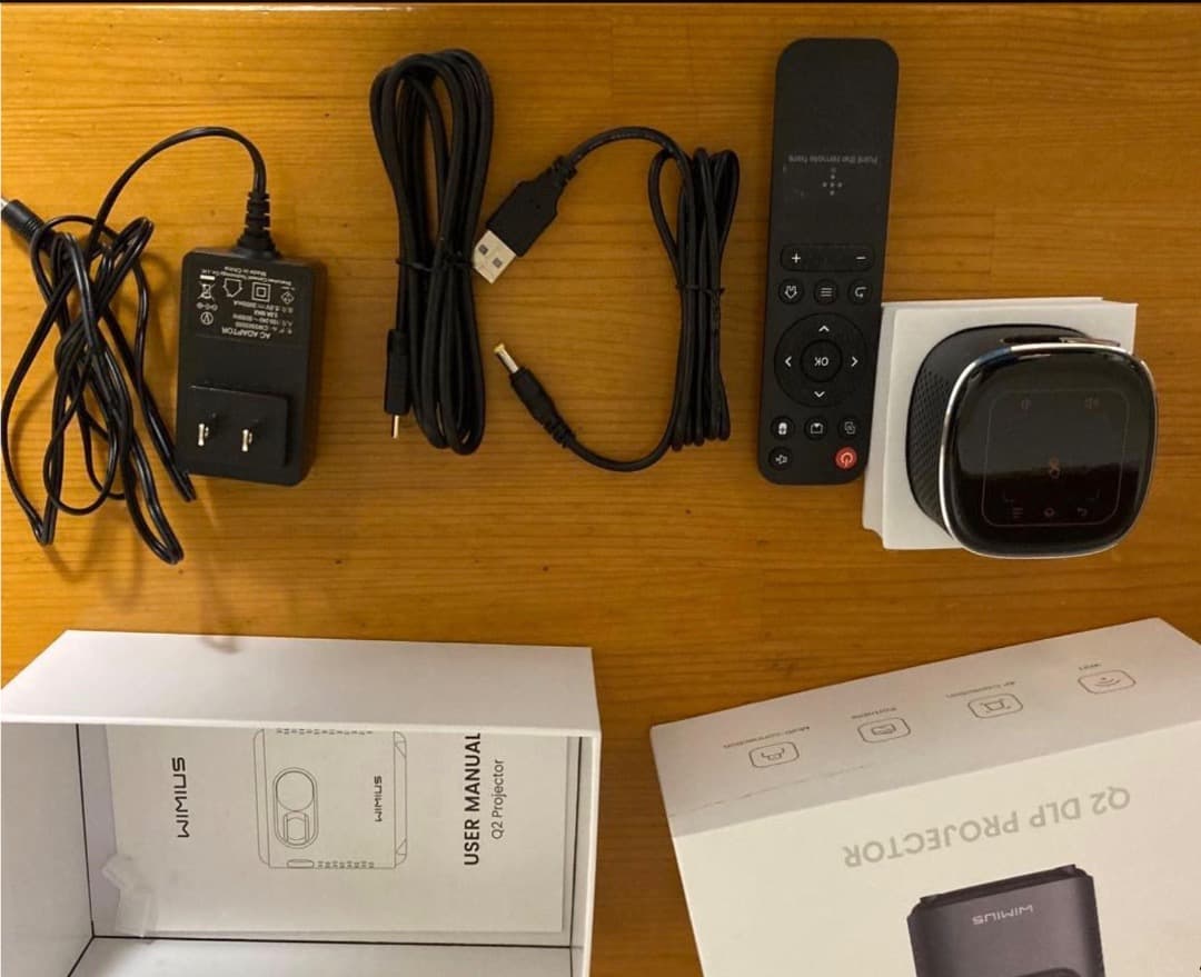 ヒ*リ様 WIMIUS Q2 DLPミニプロジェクター