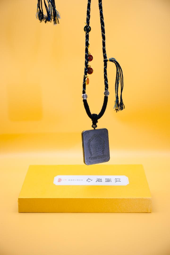 狐のイラスト ペンダント ネックレス九尾狐タンカーペンダント