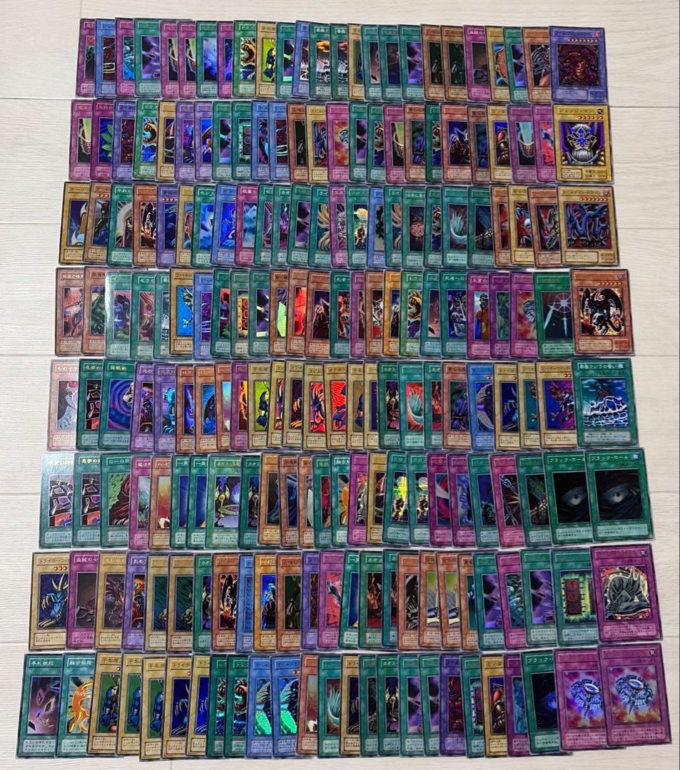 【匿名配送】　遊戯王　初期　2期のみ　スーパーレア以上　1200枚