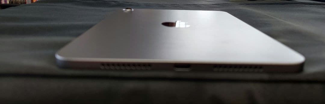 美品 iPad mini(A17 Pro) 128GB スペースグレイ