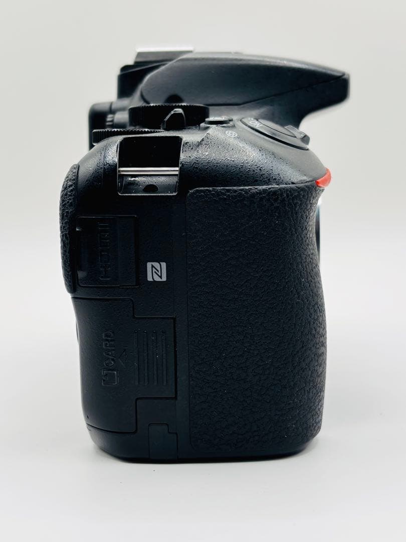 【訳あり】Nikon D5600 デジタル一眼レフカメラ【動作確認済】