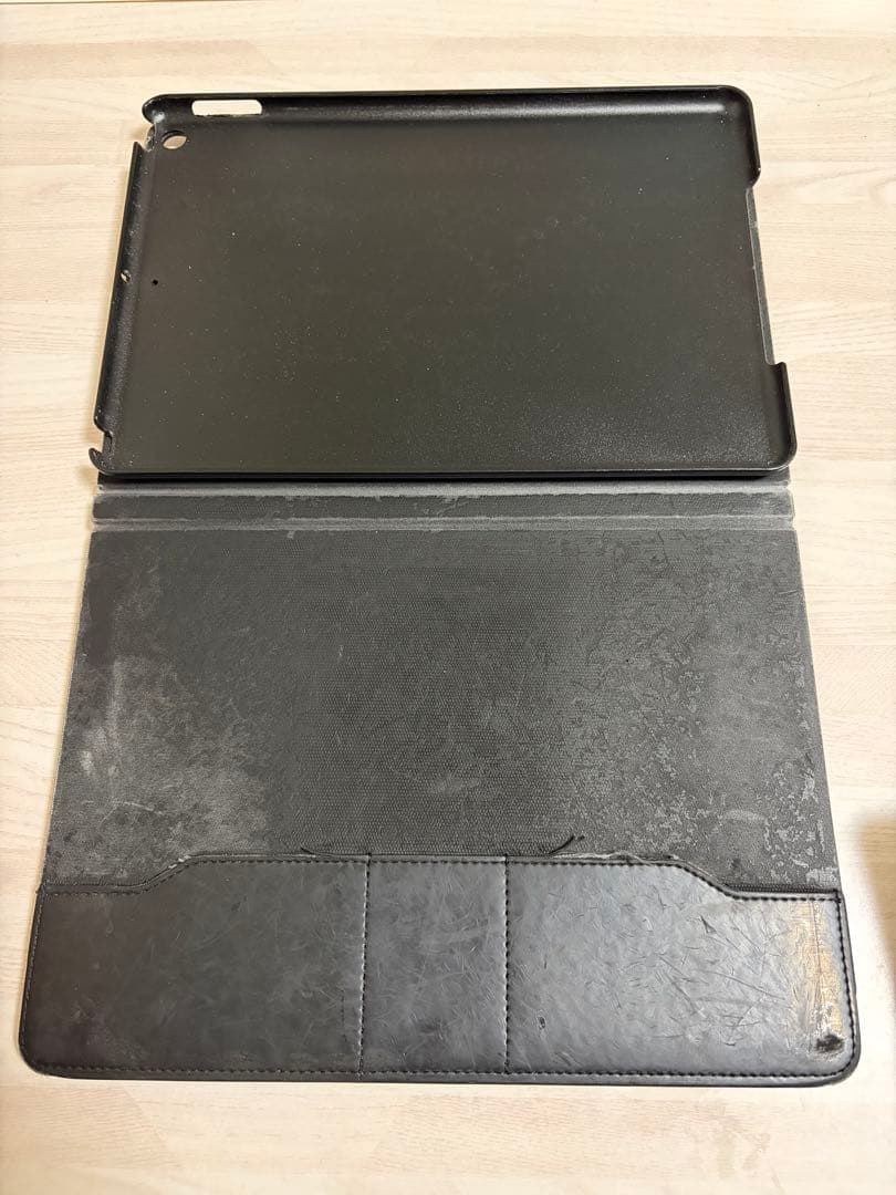 iPad (第7世代) 画面ひび割れ