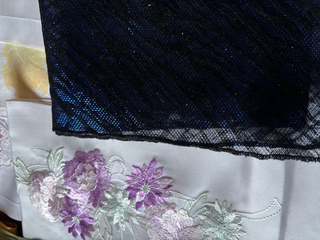 和装小物17点セット　刺繍半衿、帯揚げ、帯締め
