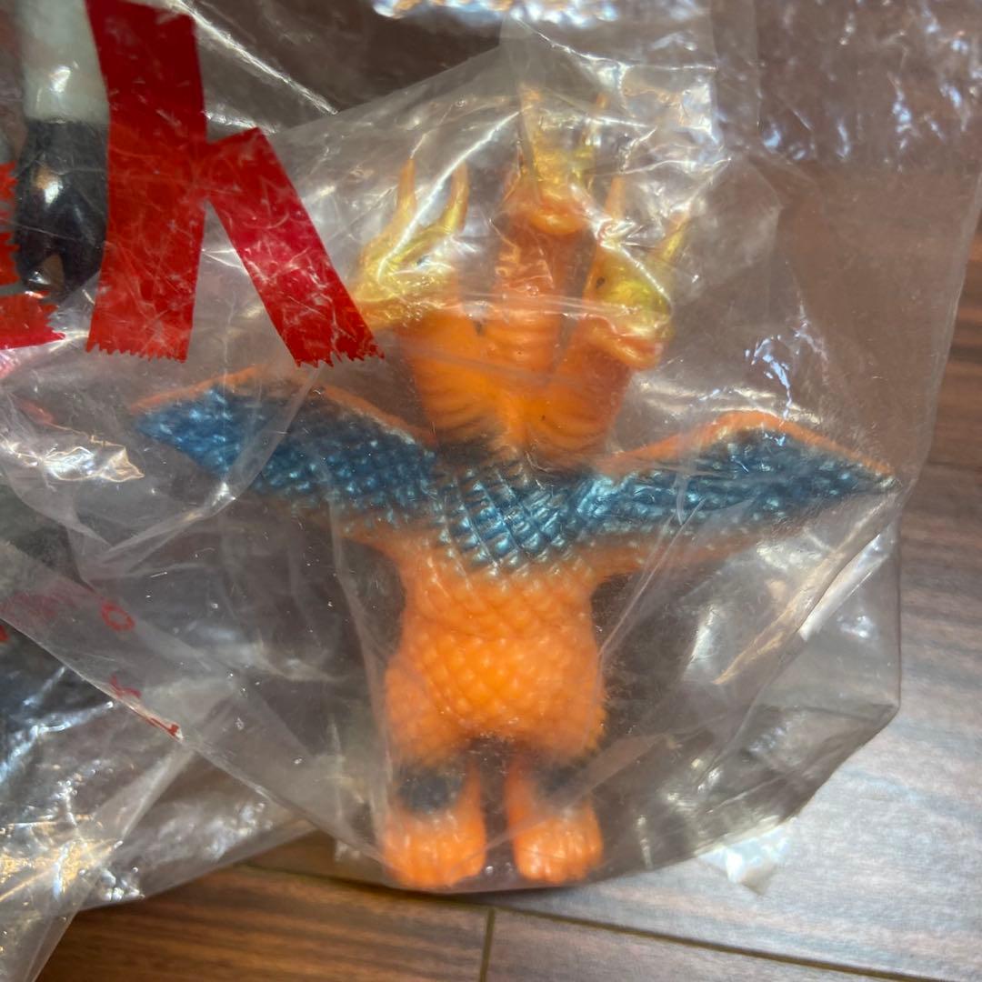 M1号 X星人 ミニキングギドラ付き 5783