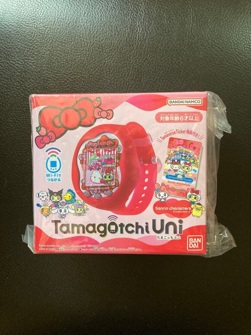 Tamagotchi Uni 赤 Sanrio ユニ　サンリオ　未開封　新品