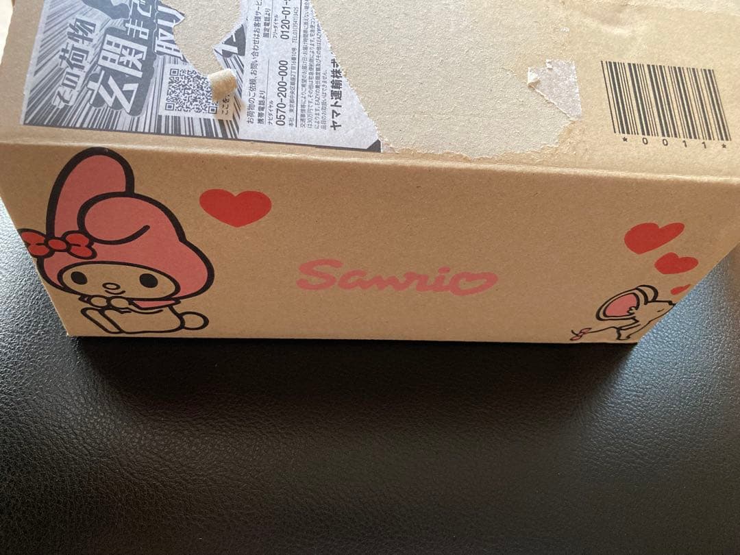 Tamagotchi Uni 赤 Sanrio ユニ　サンリオ　未開封　新品