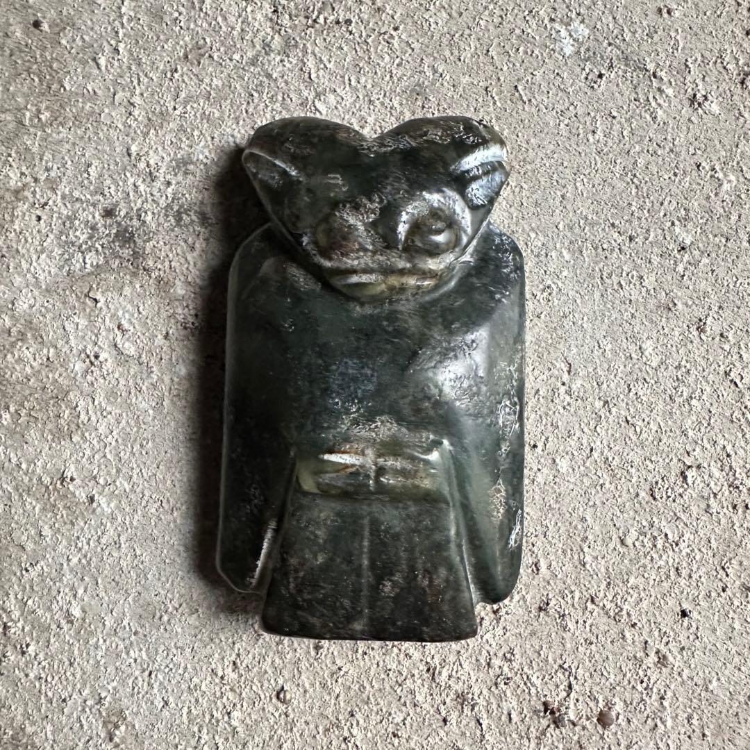 珍品　神官　遼西紅山文化　古玉細工彫　黒曜石　縁起物 　パワーストーン