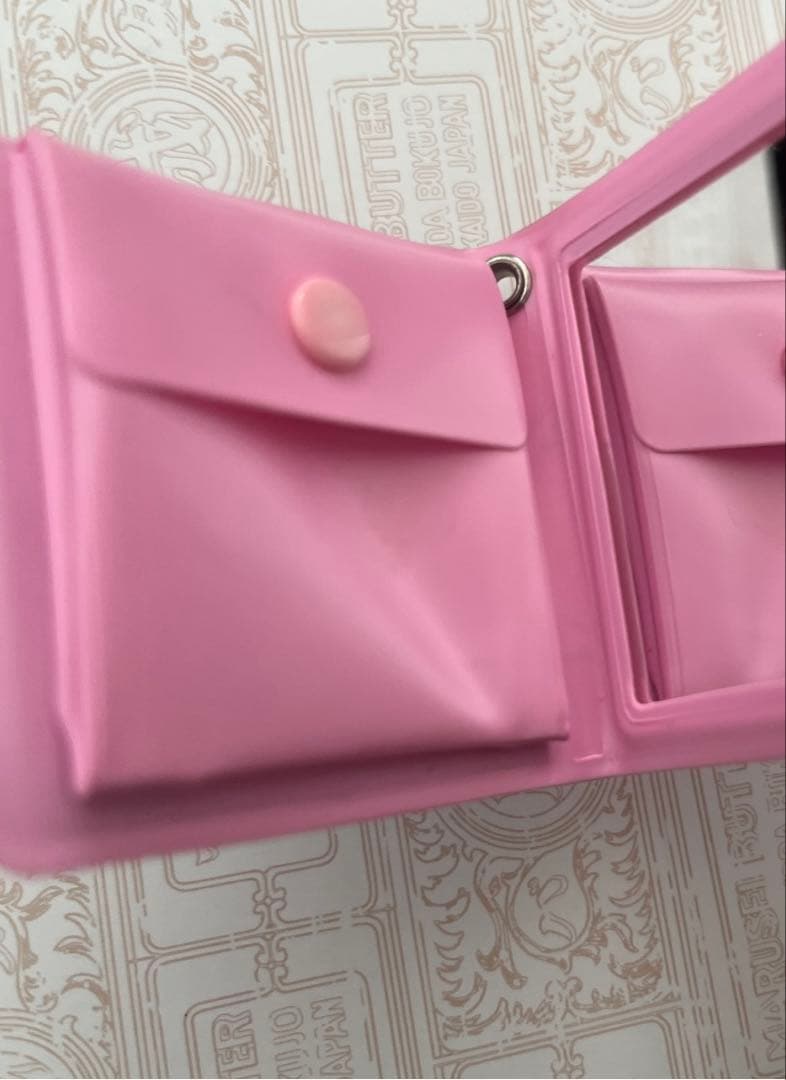 サンリオ　ニャニィニュニェニョン　プラチェスト　引き出し　シール　折り畳みミラー