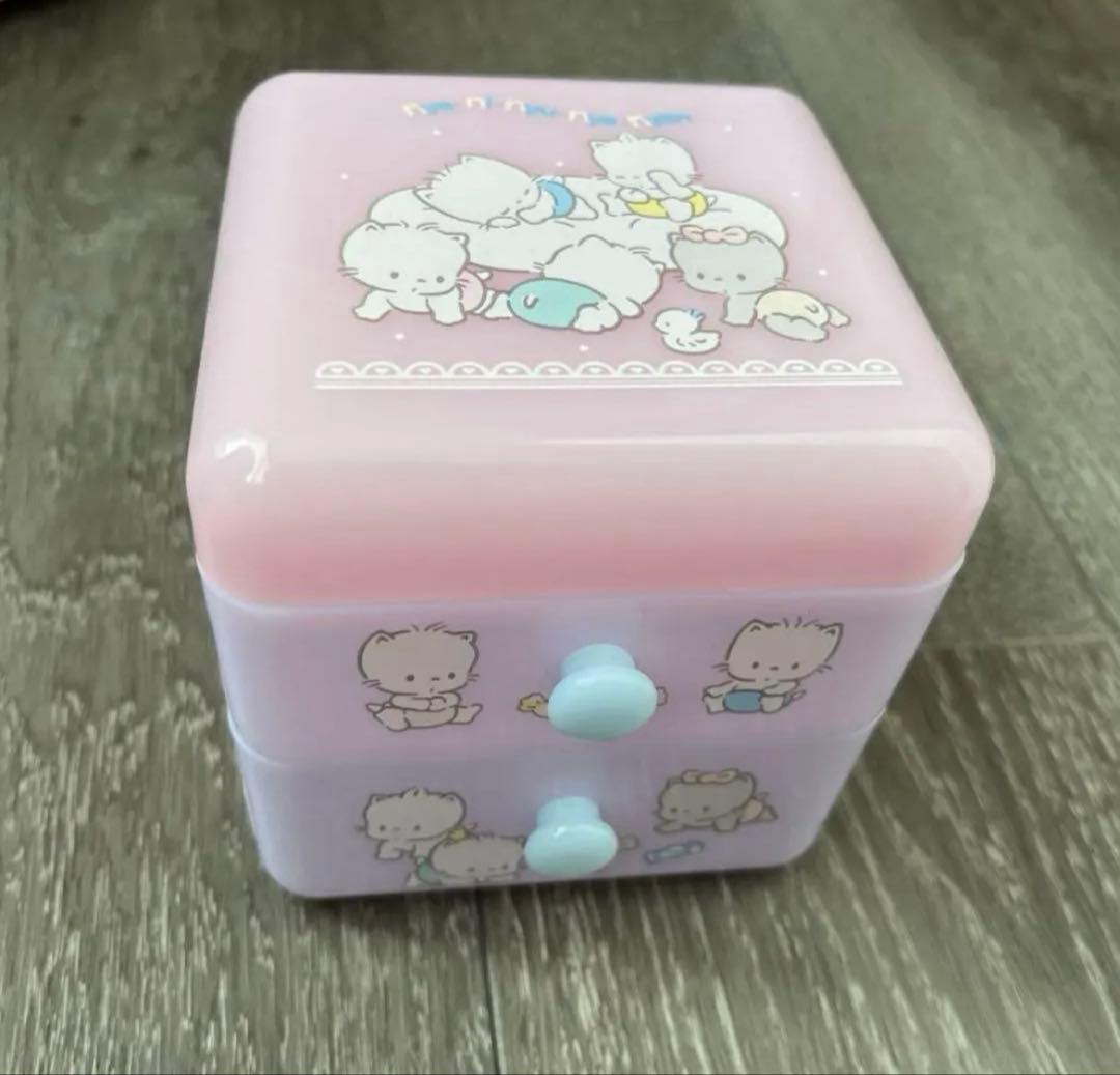 サンリオ　ニャニィニュニェニョン　プラチェスト　引き出し　シール　折り畳みミラー