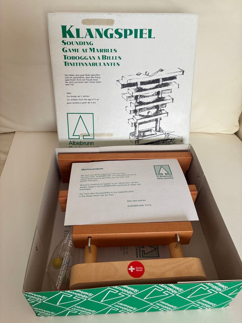 スイス　アルビスブラン　玉の塔