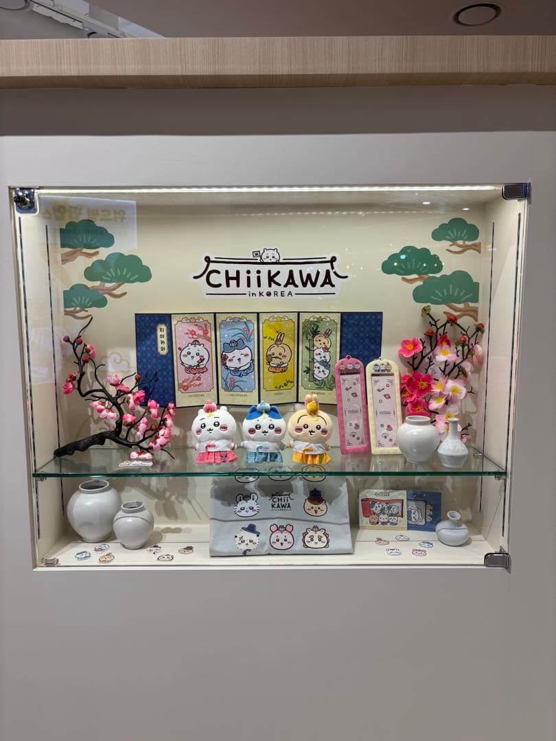 韓国限定 ちいかわショップ 韓服マスコット ぬいぐるみキーリング フレークシール