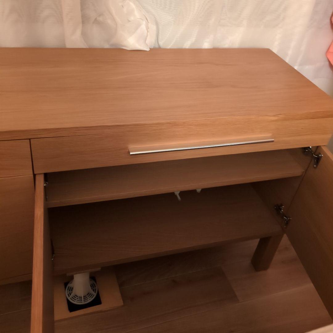 木製ライトブラウンチェスト