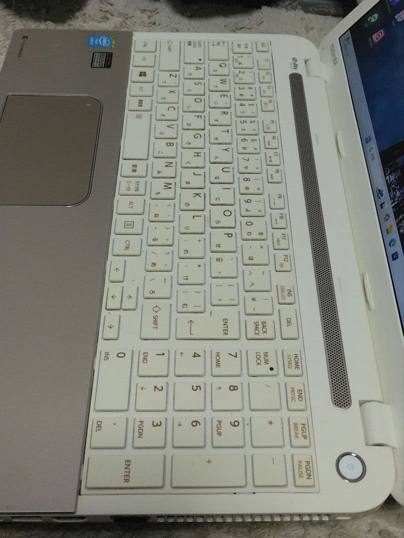 千64 超特価 CPUi7 メモリ8GB Office ノートパソコン