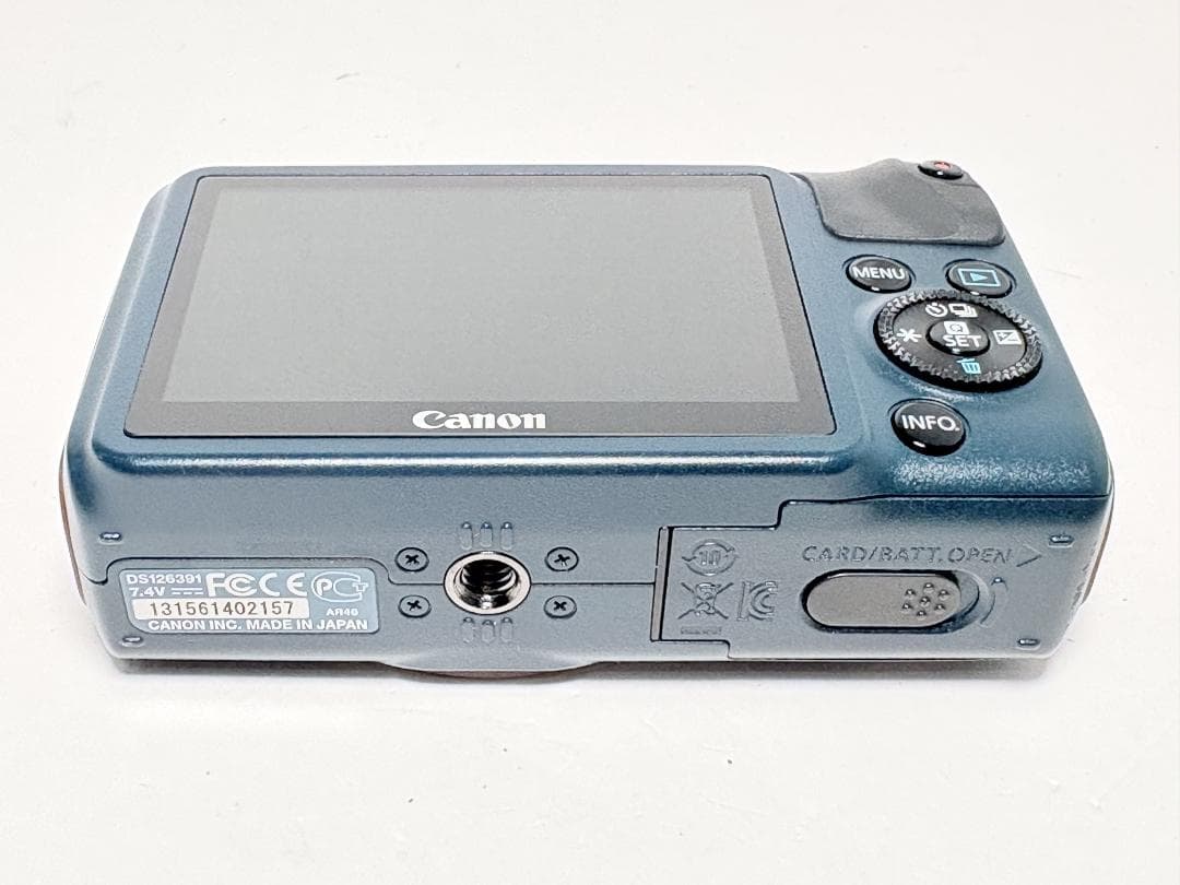 元箱付き 極上品 キヤノン EOS M ボディ ベイブルー