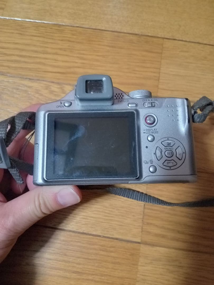 Canon 一眼レフEOS KissIII + Panasonic LUMIX