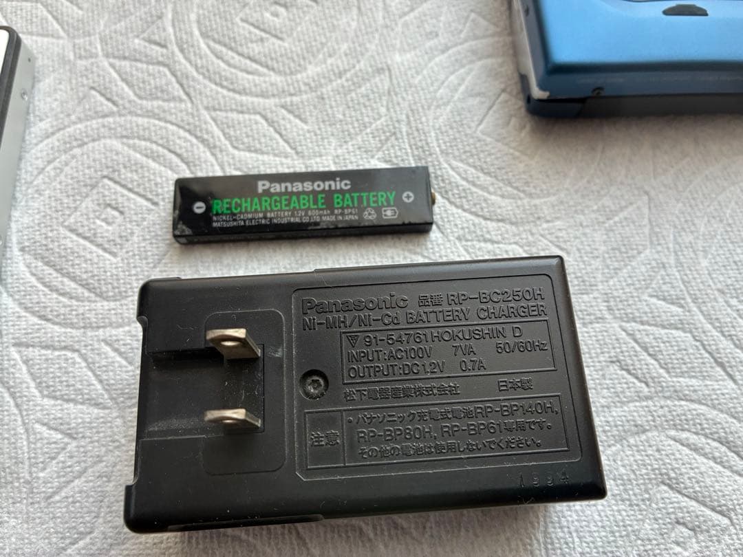 パナソニック　①MDプレーヤー SJ-MJ35②カセットプレーヤー RQ-S95