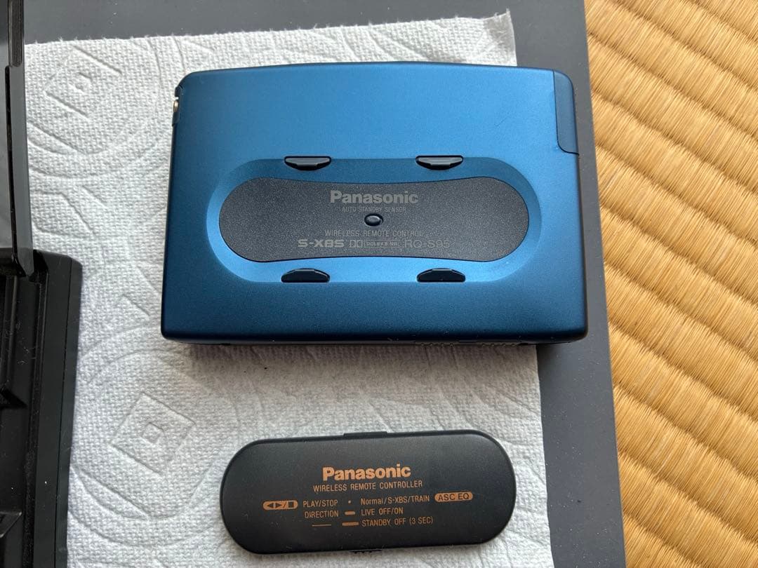 パナソニック　①MDプレーヤー SJ-MJ35②カセットプレーヤー RQ-S95