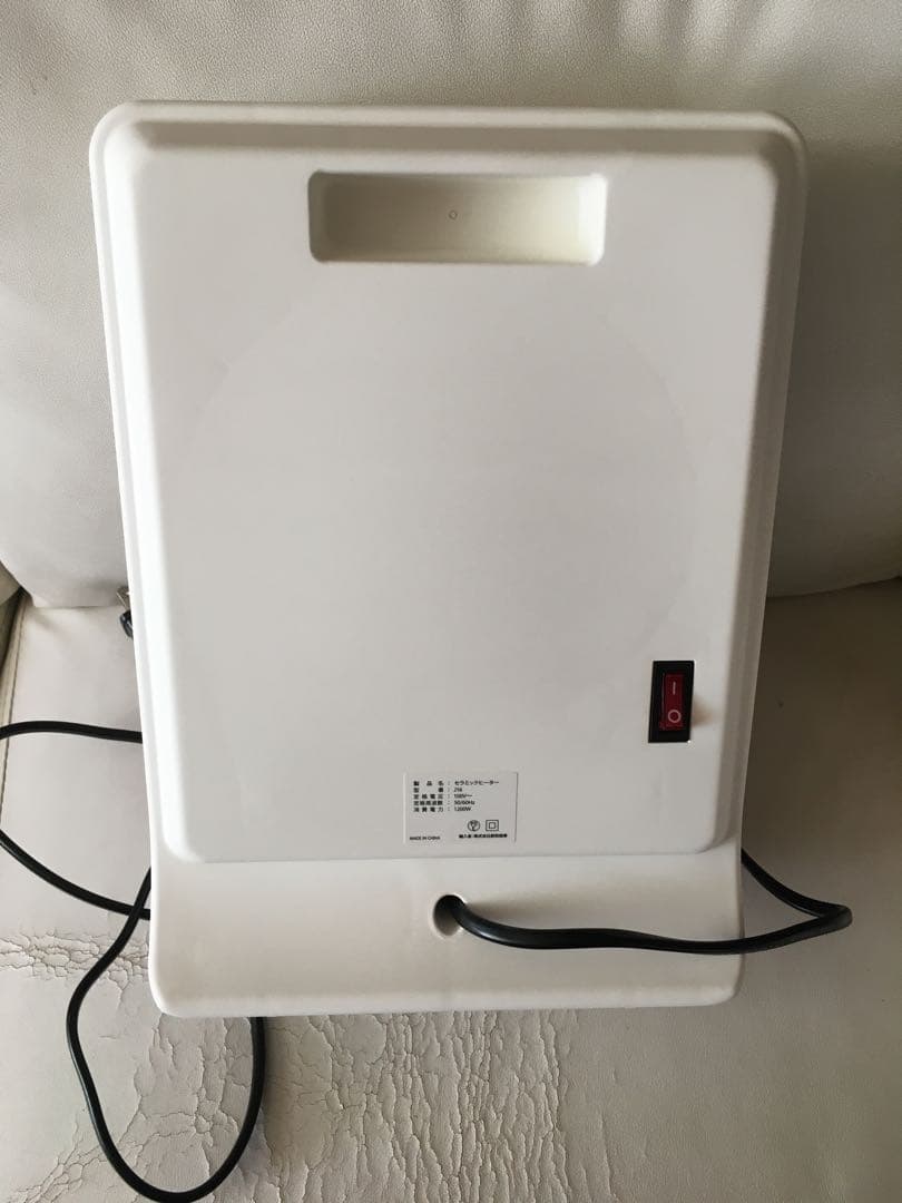 セラミック　ファンヒーター