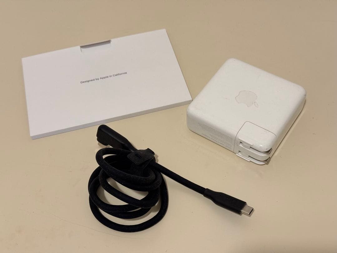 Apple MacBook Pro 2019 i9 16インチ 1TB 32GB