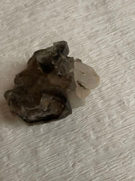 おひつじ座　牡羊座　天然石　エレスチャル　原石　ヒマラヤ水晶　ヒマラヤ産　虹あり