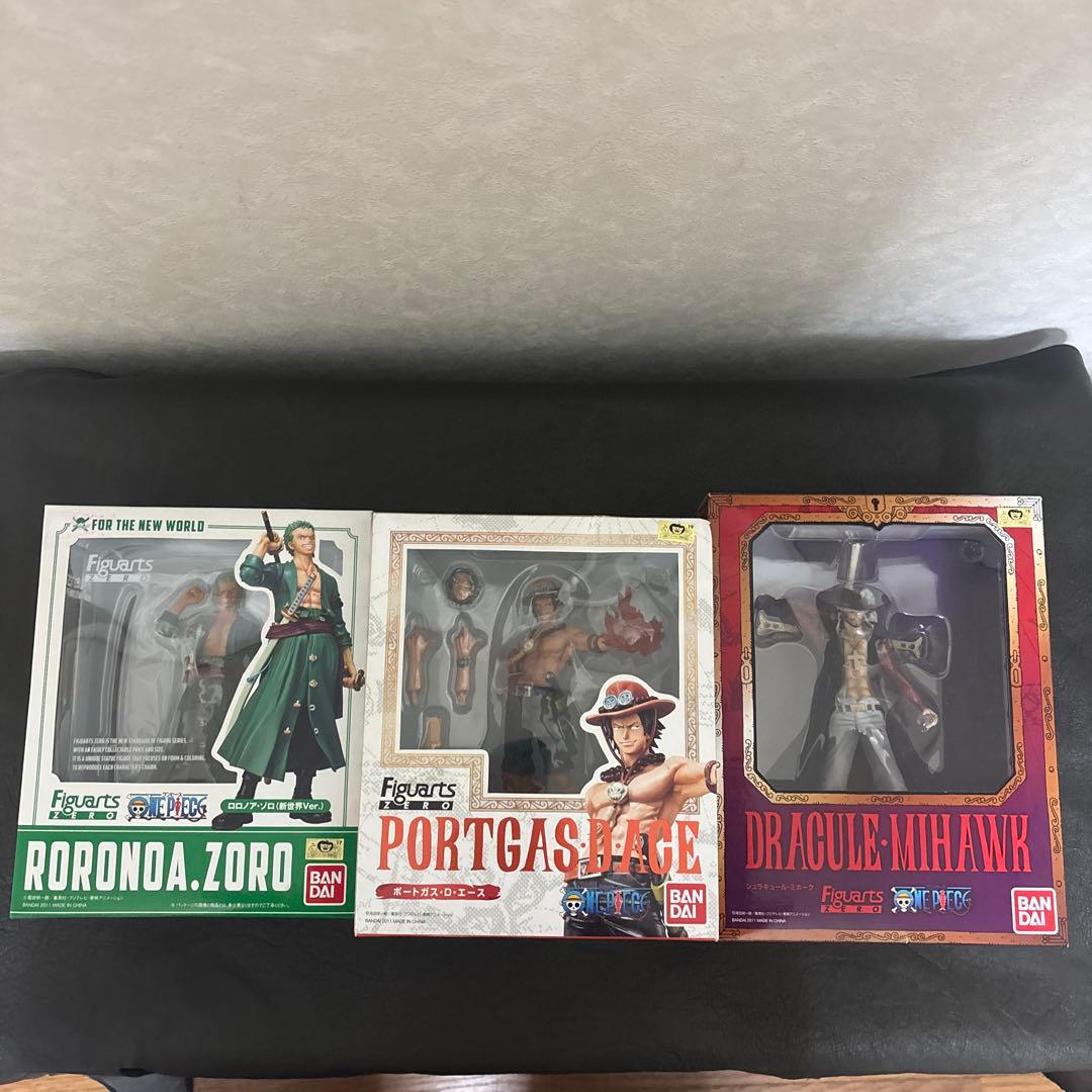 ワンピース　Figuarts ZERO ゾロ、エース、ミホーク